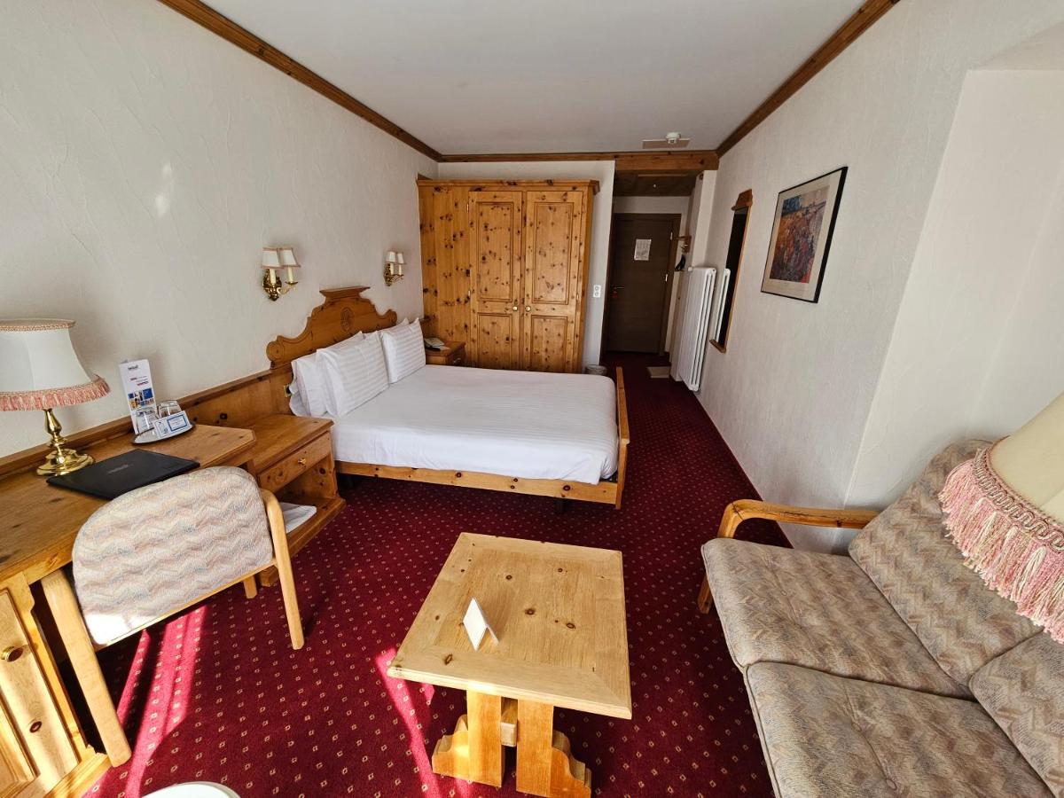 होटल Schweizerhof Pontresina